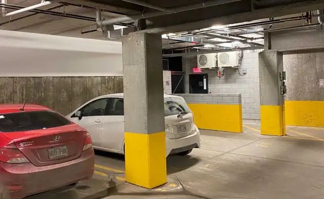 CONDO  4½ SUR LE PLATEAU AVEC STATIONNEMENT INTÉRIEUR PRIVÉ   TE - Photo 8