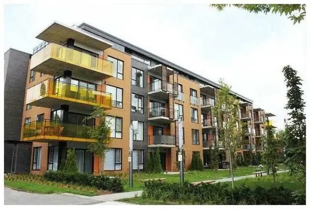 CONDO  4½ SUR LE PLATEAU AVEC STATIONNEMENT INTÉRIEUR PRIVÉ   TE - Photo 10