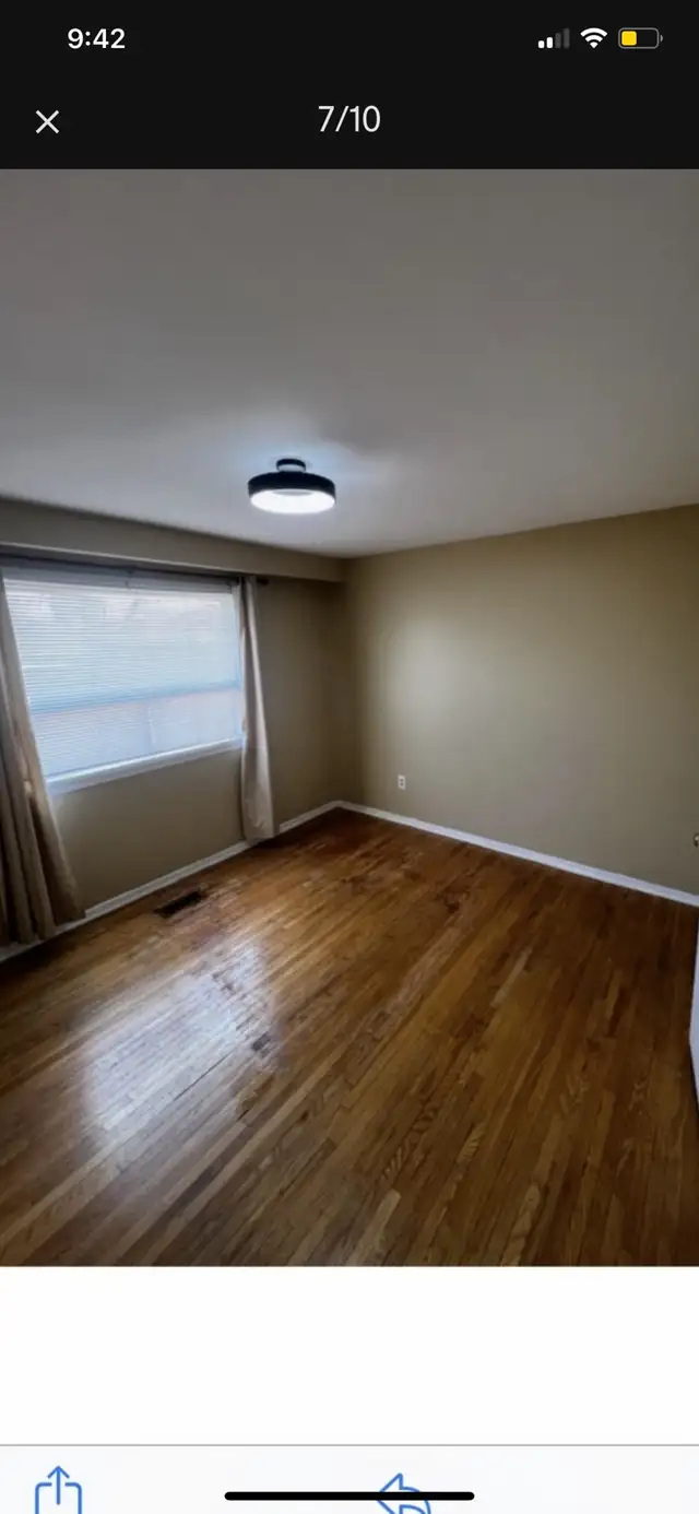 Central Mississauga 3 bedroom detached home for rent  home - Photo 7