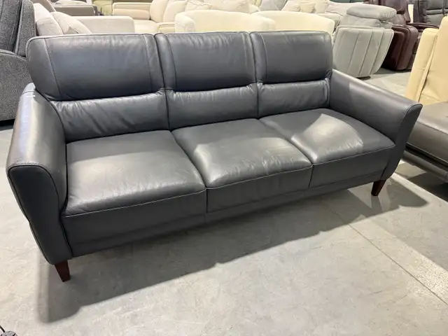 Natuzzi leather sofa - Photo 2