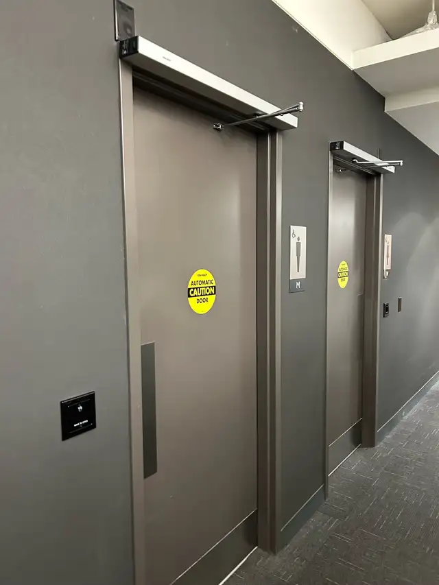 Automatic door opener, Barrier free washroom, handicap door - Photo 3