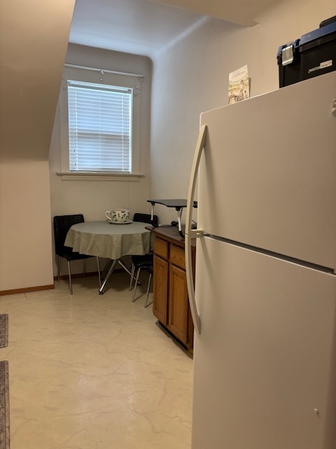 2 Bedroom apartment available for rent in Portage La prairie - Photo 7