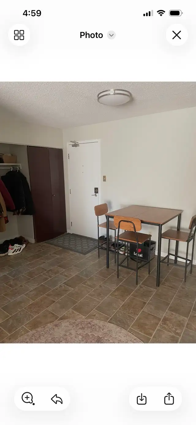 Sublet, 1 Bedroom, May 1st - Photo 8