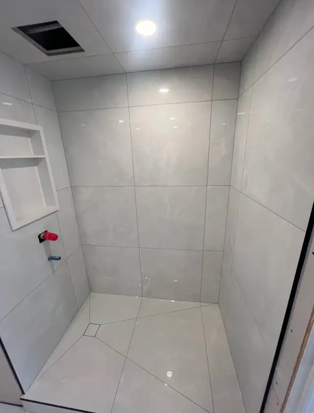 Tiling Services - Kitchen, Bath & Floors - Photo 6