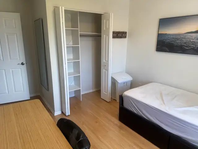 May 1st - students   young professionals - Photo 2