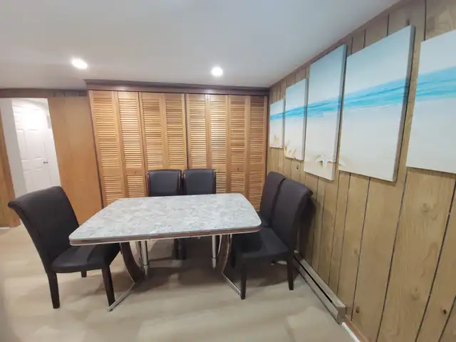 SPACIOUS ROOM WITH PRIVATE BATHROOM - Photo 5