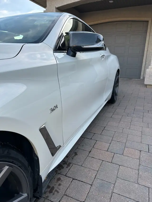 Infiniti Q60 - Photo 3