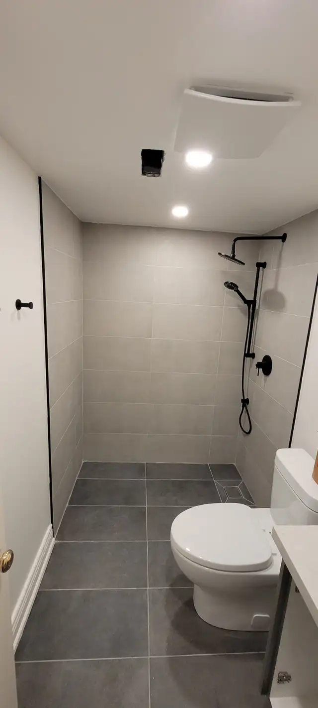 Remodel Fancy Kitchen with Custom Cabinets & Countertop - Photo 5