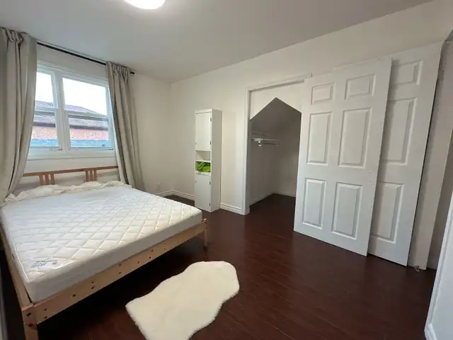 Private room for rent  - female only