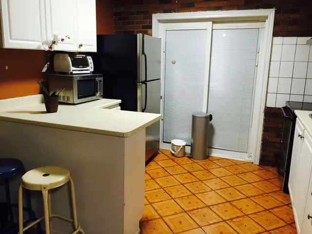 Private room for rent  - female only - Photo 2