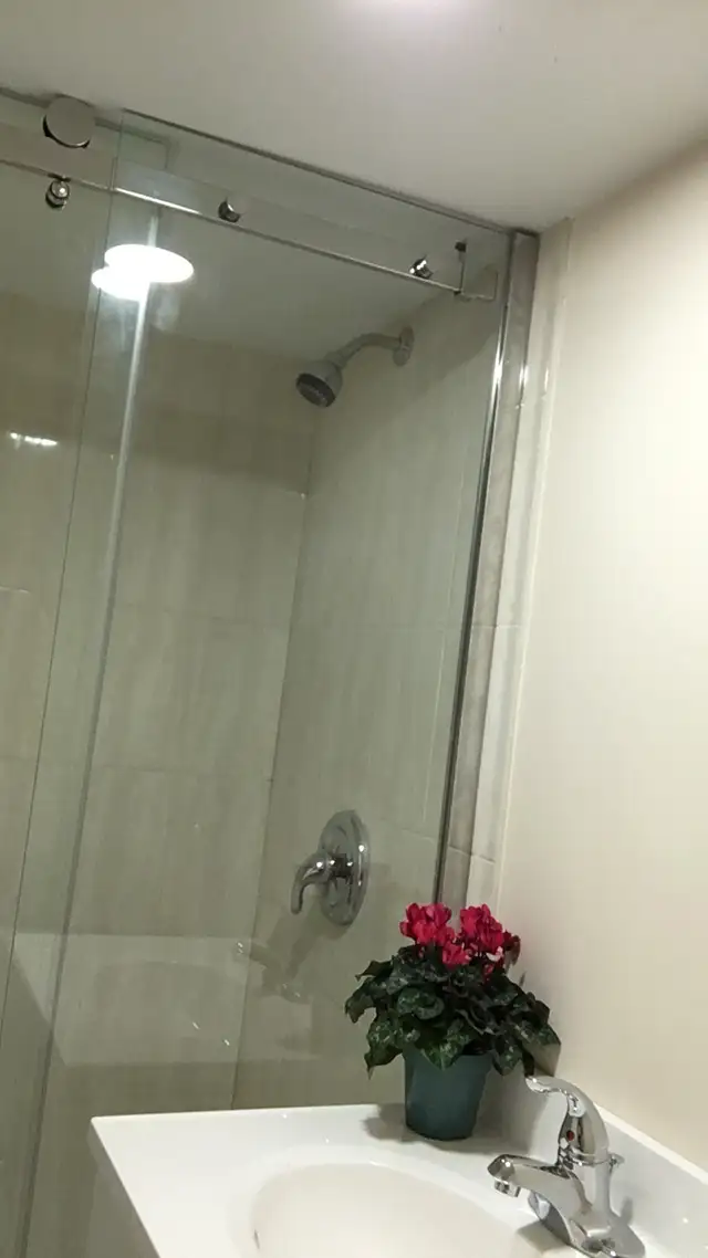 Private room for rent  - female only - Photo 3