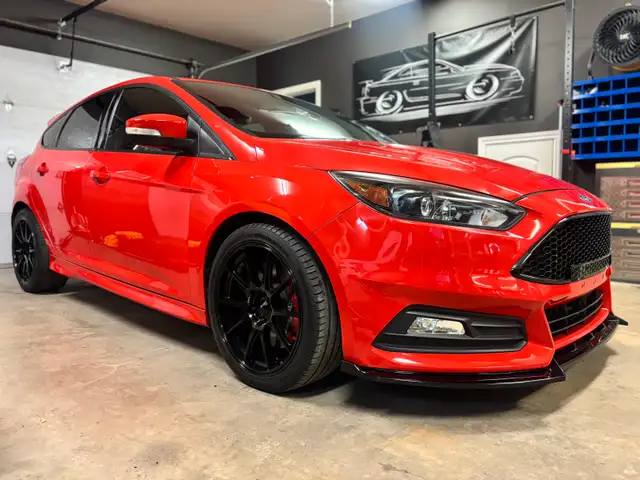 Focus ST - Photo 2