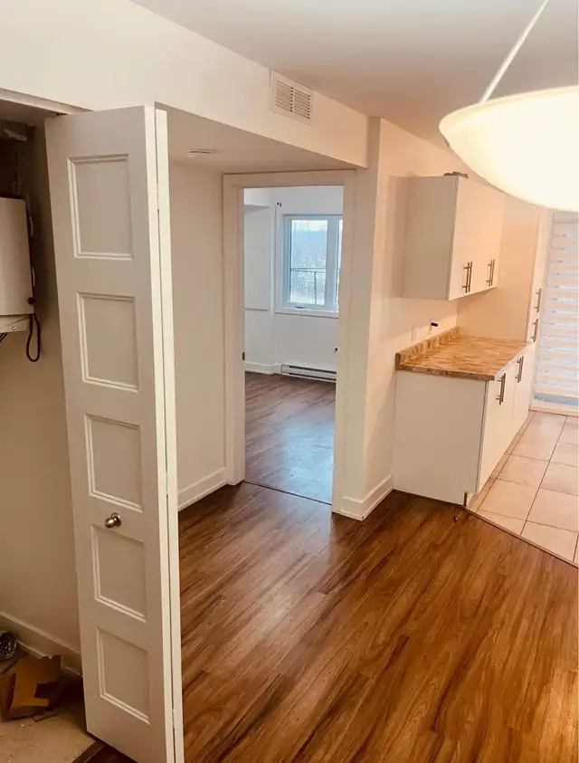 2 Bedrooms 1 Bathroom Condo - Photo 10