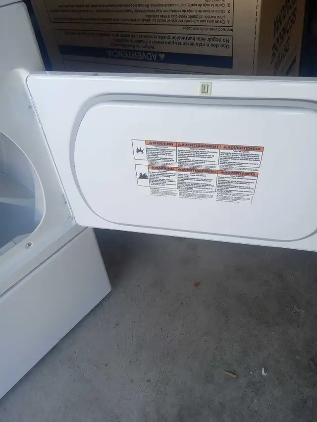 Kenmore Electric Dryer Excellent Condition - Photo 4