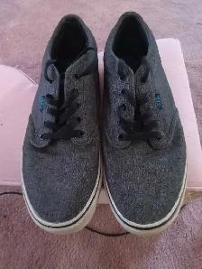 Vans Shoes Size 11 Excellent Condition