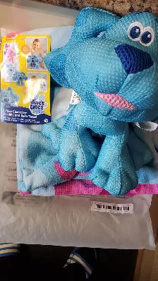 Blue Clues 'Nickelodeon' Toy and bath towel - $7.00