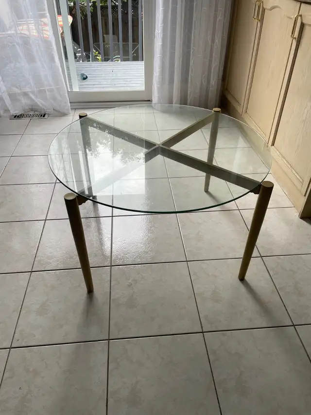 Coffee Table – For Sale - Photo 2