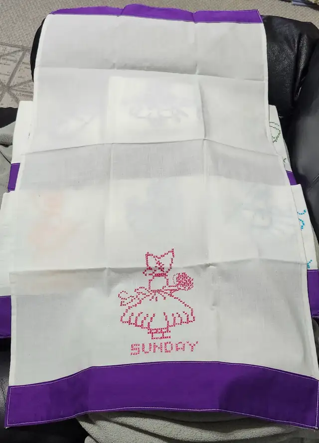 7 Cloth set for every day of the week! - Photo 2