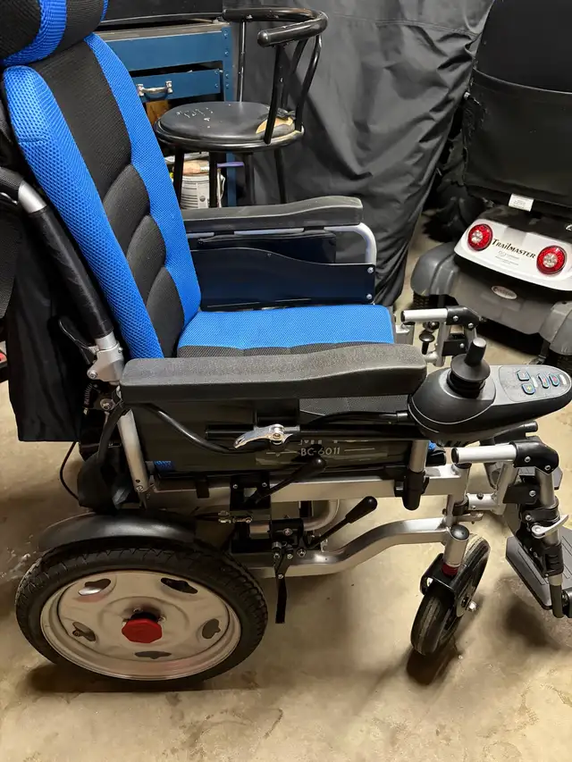 power chair - Photo 3