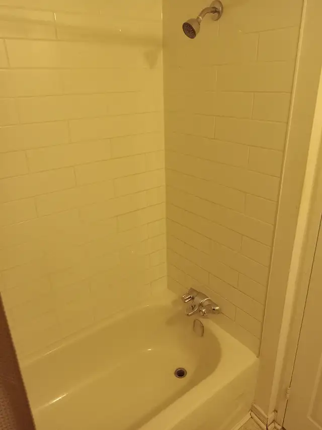 Apt 2 bedrooms Hull,J8Z 1V9,refurbished,10 minutes to down town - Photo 3