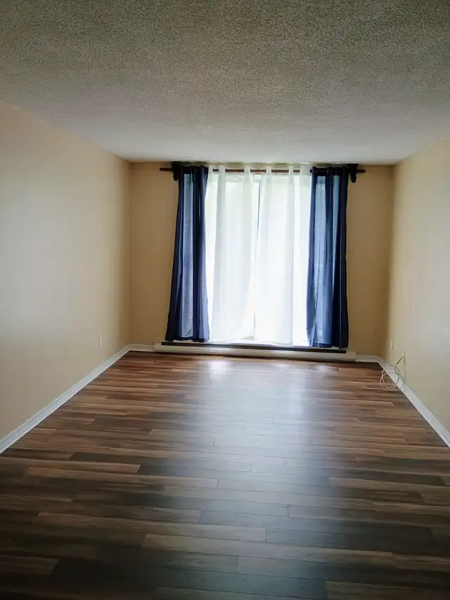 Apt 2 bedrooms Hull,J8Z 1V9,refurbished,10 minutes to down town - Photo 10