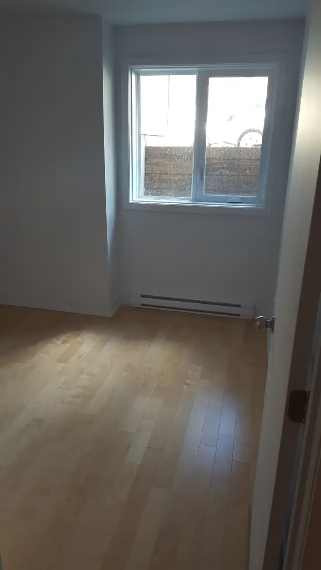 Grand 6 et demi dans un Condominum à louer - Photo 11