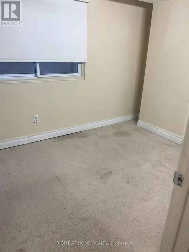 SCARBOROUGH HOME UPSTAIRS 2 ROOMS FOR RENT - Photo 9