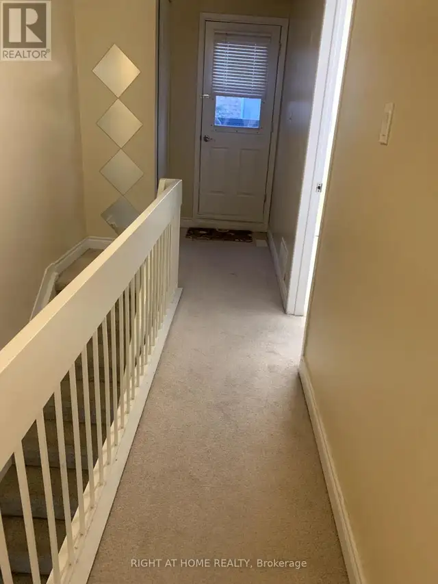 SCARBOROUGH HOME UPSTAIRS 2 ROOMS FOR RENT - Photo 14