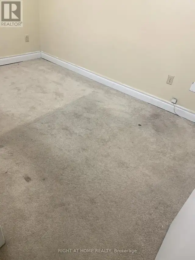 SCARBOROUGH HOME UPSTAIRS 2 ROOMS FOR RENT - Photo 18