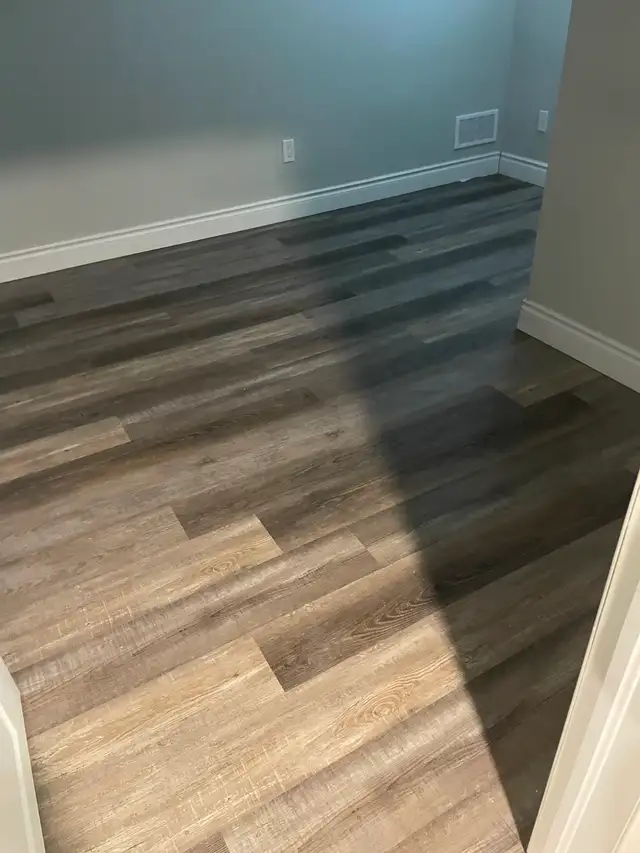 Beautiful 2 bedrooms, 1 bath lower level unit - utility included - Photo 3