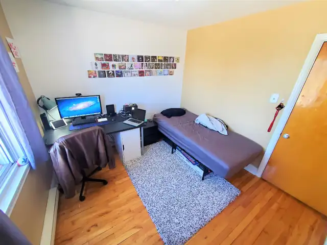 Large spacious bright 3 1/2 and 4 1/2 apt. in Sainte-Anne - Photo 15