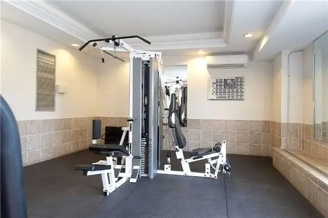 1 Bed   Den, ! Washroom Condo Near Cooksville GO Station - Photo 3