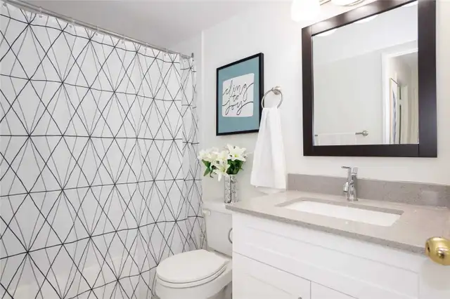 1 Bed   Den, ! Washroom Condo Near Cooksville GO Station - Photo 9