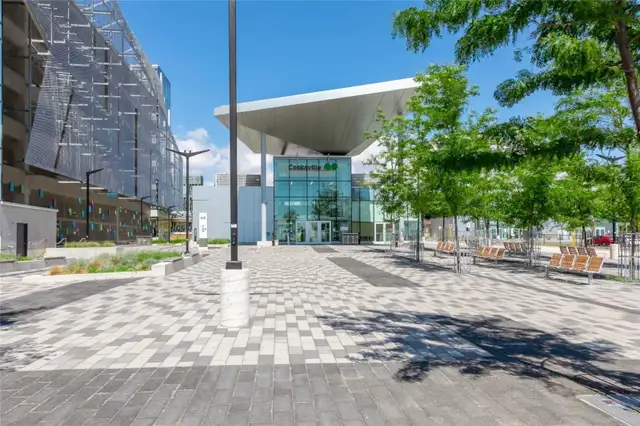 1 Bed   Den, ! Washroom Condo Near Cooksville GO Station - Photo 10