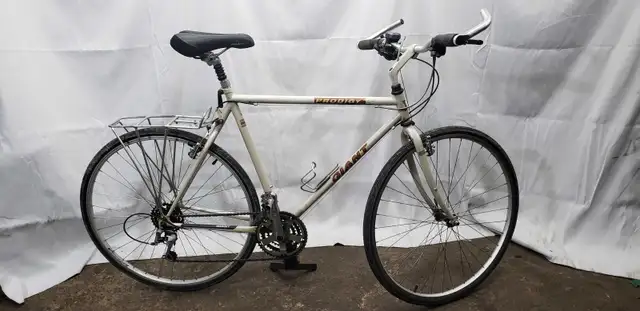 Giant Prodigy bicycle 700c Ready to ride size L