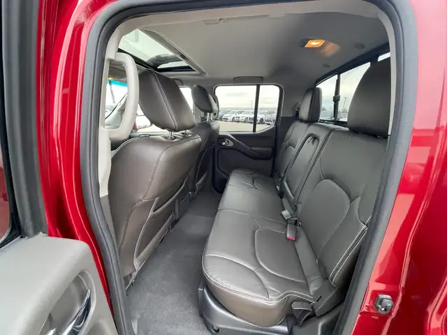 2019 Nissan Frontier PRO-4X/CREW-CAB/4x4/NAVI/CAM/LEATHER/SUNROO - Photo 12