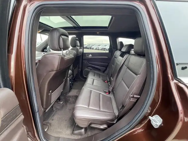 2014 Jeep Grand Cherokee Summit/4WD/3.6L/NAVI/CAM/LEATHER/PANO-R - Photo 12