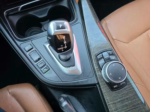 2016 BMW 3 Series Gran Turismo 328i xDrive Gran Turismo AWD Nav - Photo 23