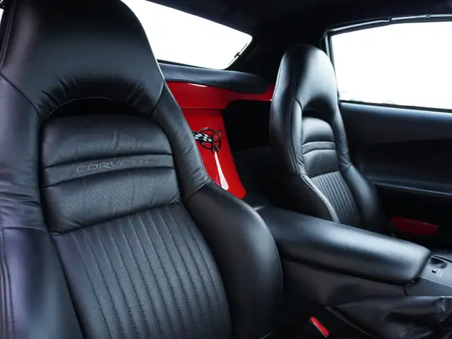 2004 Chevrolet Corvette CONVERTIBLE 3LT, AUTO, LOADED, LOW KMS, - Photo 7