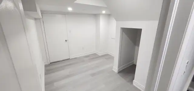 3 bedroom basement Brampton - Photo 4
