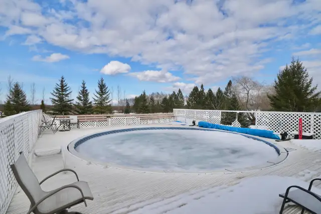 2049 SQFT TWO STOREY ON 2.55 ACRES - Photo 10