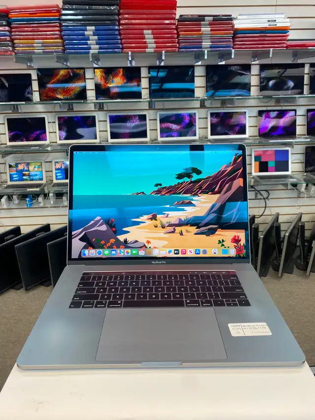 Apple MacBook Pro 15 Inch Comme neuf - Photo 3