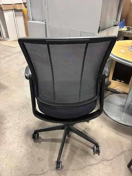 Humanscale Diffrient Smart Task Chair! - Photo 6