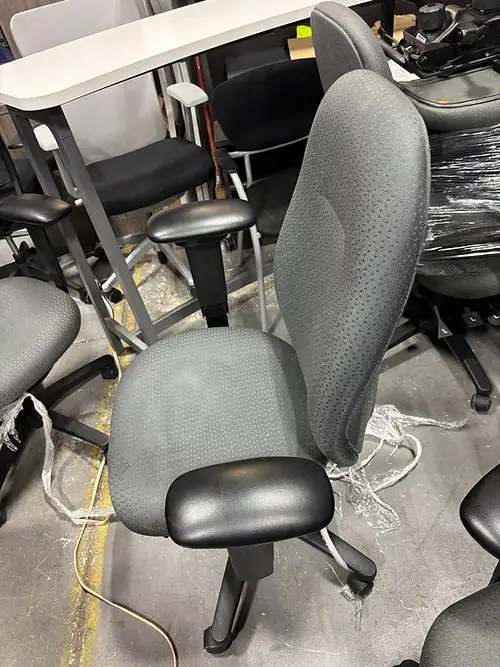 ErgoCentric AirCentric Multi-Tilt Task Chair! - Photo 2