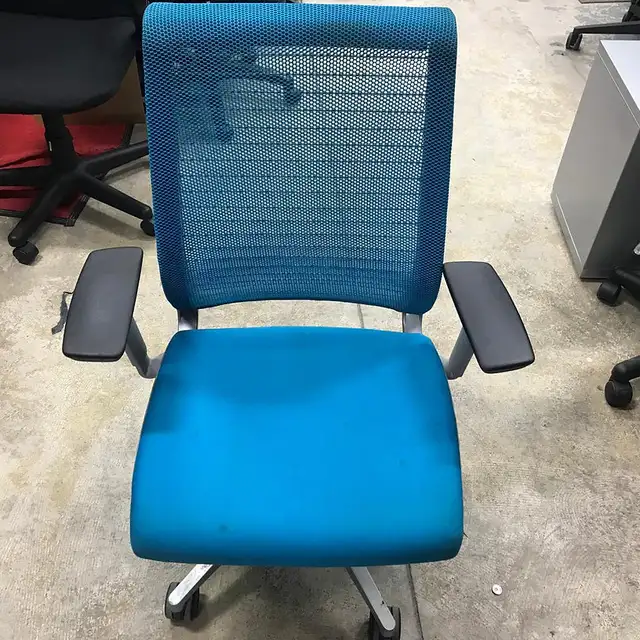 Steelcase Think V1 Chair!