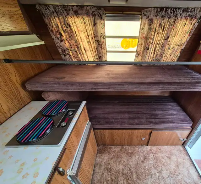 1975 10ft Okanagan Travel Trailer - Photo 10