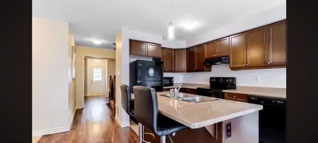 Private bedroom in Brampton Townhome for rent - Photo 8