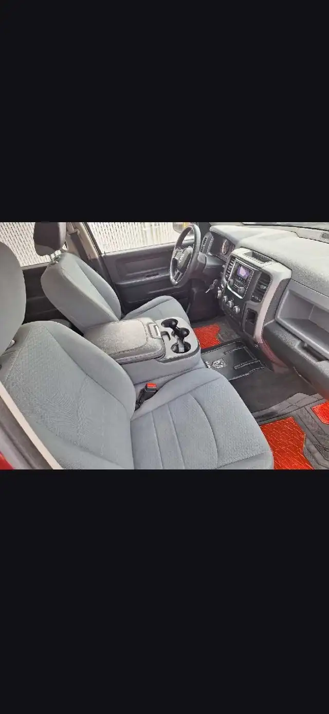 2013 Ram 1500 4x4 – One Owner – Newer Engine – MINT - Photo 9