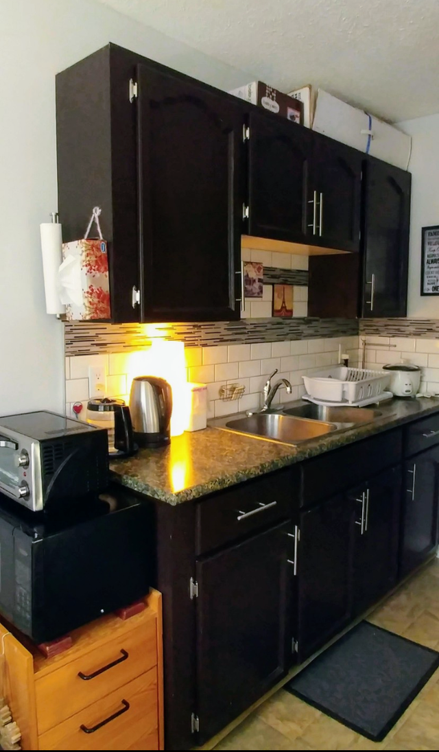 Downtown studio fully furnished cozy home for your move in! - Photo 5