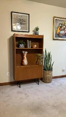 Mid century. TEAK TECK. Buffet, console, bar, bahut disques viny